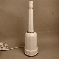 hvid heibergslampe gammel bordlampe fod genbrug 